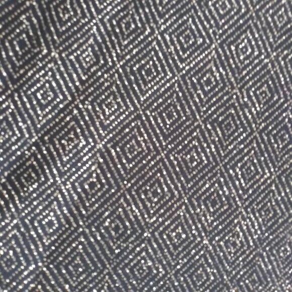 No Boundaries women's size XL black and gold cold shoulder metallic blouse - Picture 4 of 16